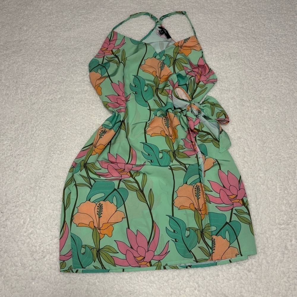 Lulus Women Green Floral Hit the Resort Wrap Mini Dress
